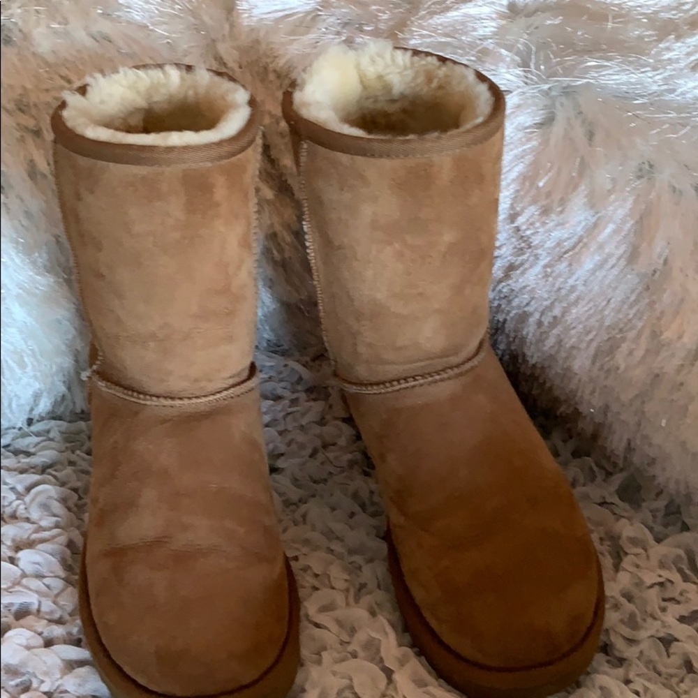 UGGs
